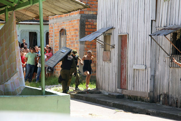 
        
            Termina assalto com refém na Pedreira
        
    