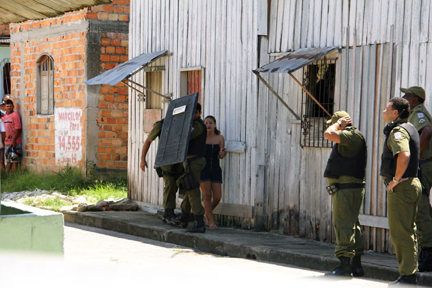 
        
            Termina assalto com refém na Pedreira
        
    