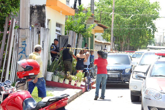 
        
            Termina assalto com refém na Pedreira
        
    