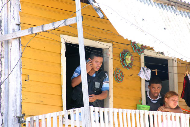 
        
            Termina assalto com refém na Pedreira
        
    