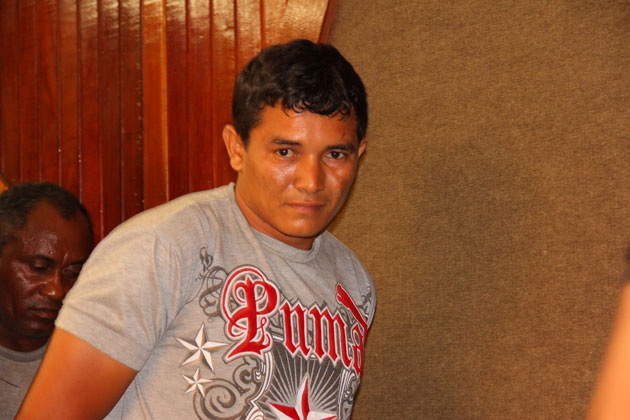 
        
            Assassinos de advogado são apresentados pela PC
        
    