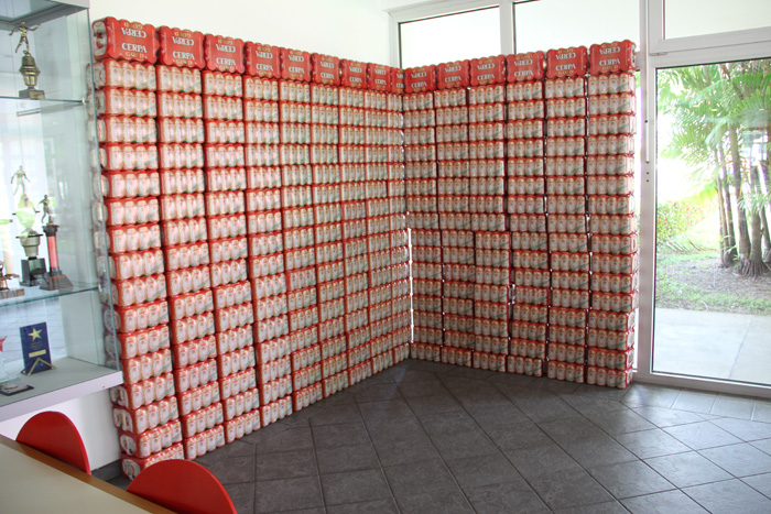 
        
            DOL e Cerpa entregam prêmio a vencedor de promoção
        
    