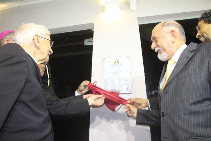 
        
            Arcebispo celebra missa de abertura oficial do Círio
        
    