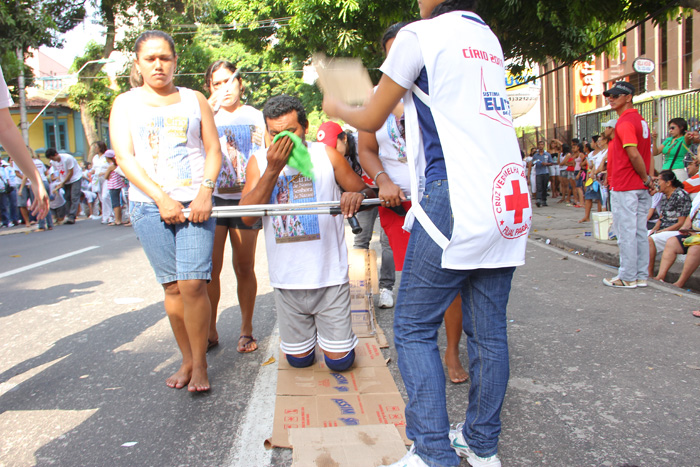 
        
            O sacrifício em nome da gratidão à Santa
        
    