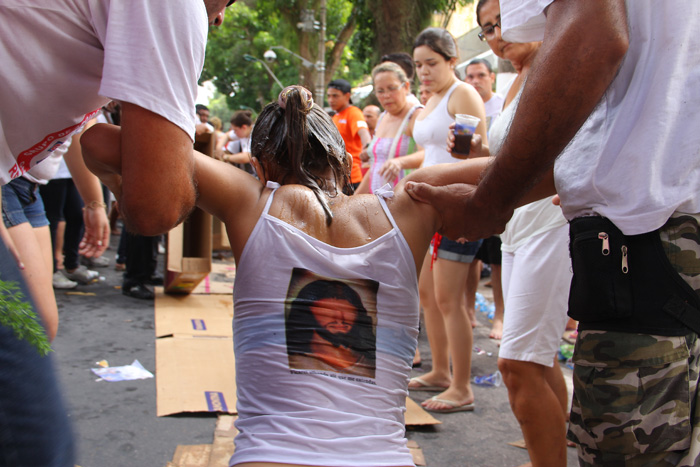 
        
            O sacrifício em nome da gratidão à Santa
        
    