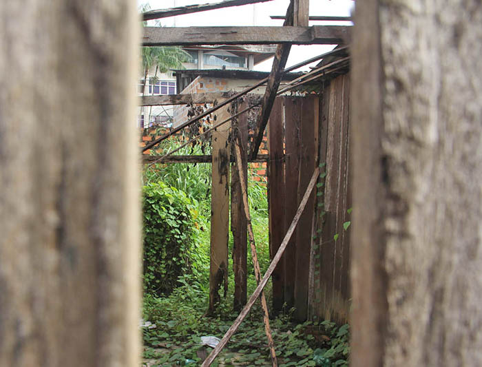 
        
            Assaltantes invadem casa no bairro do Marco
        
    