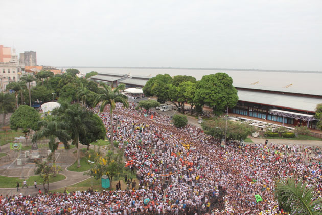 
        
            Veja as primeiras imagens do Círio 2012
        
    