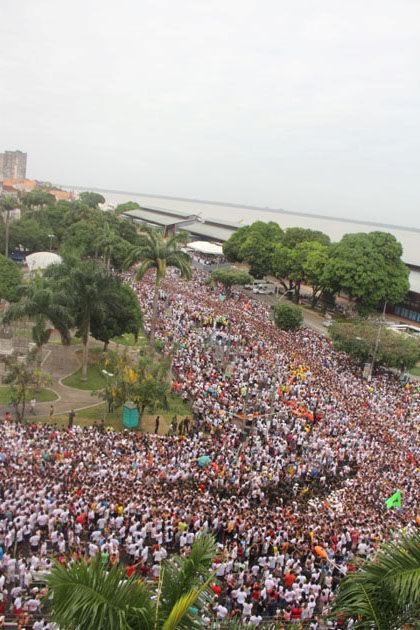 
        
            Veja as primeiras imagens do Círio 2012
        
    