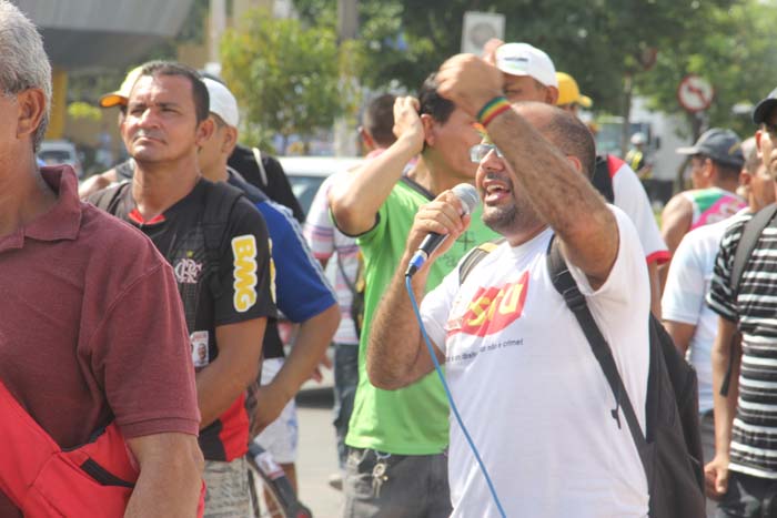 
        
            Operários paralisam em quatro cidades do Pará
        
    