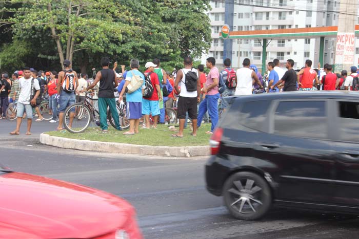 
        
            Operários paralisam em quatro cidades do Pará
        
    