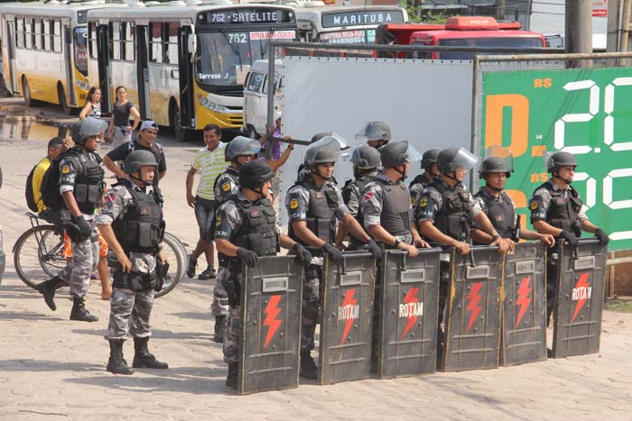 
        
            Operários paralisam em quatro cidades do Pará
        
    
