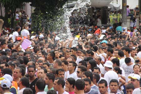 
        
            Círio leva milhões fiéis as ruas de Belém
        
    