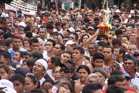 
        
            Círio leva milhões fiéis as ruas de Belém
        
    