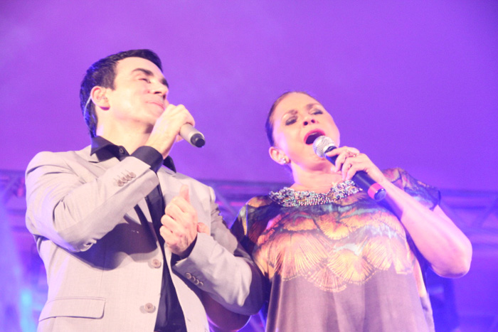 
        
            Padre Fábio de Melo abre o Círio Musical
        
    