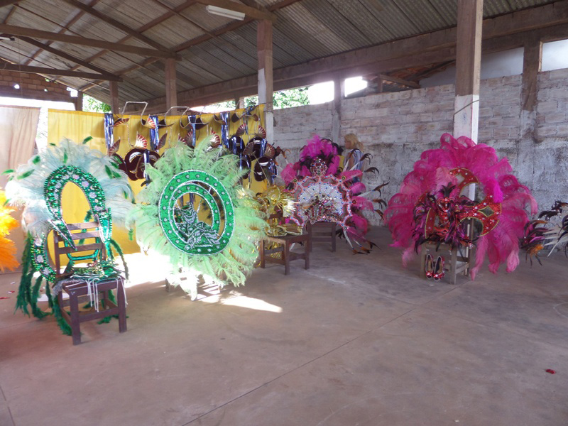 
        
            Dois blocos disputam o Carnaval 2015 em Santarém
        
    