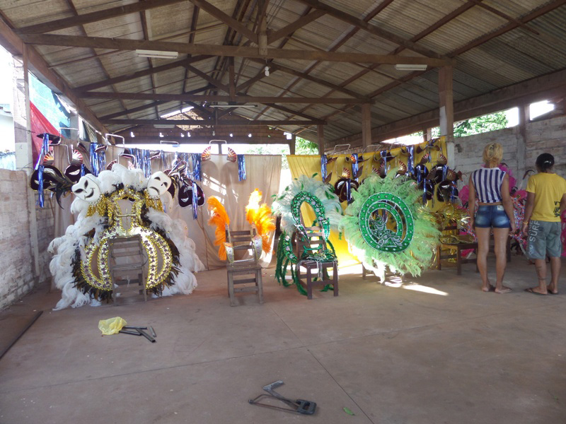 
        
            Dois blocos disputam o Carnaval 2015 em Santarém
        
    