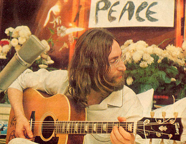 
        
            70 anos de John Lennon
        
    