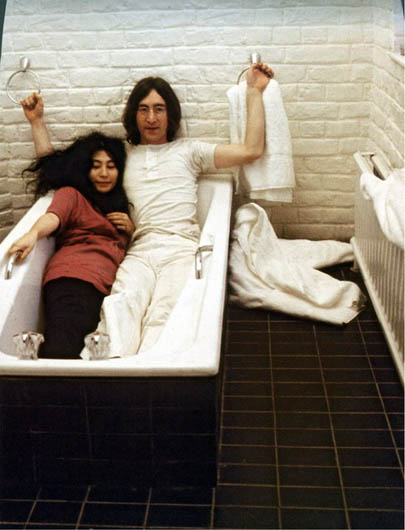 
        
            70 anos de John Lennon
        
    