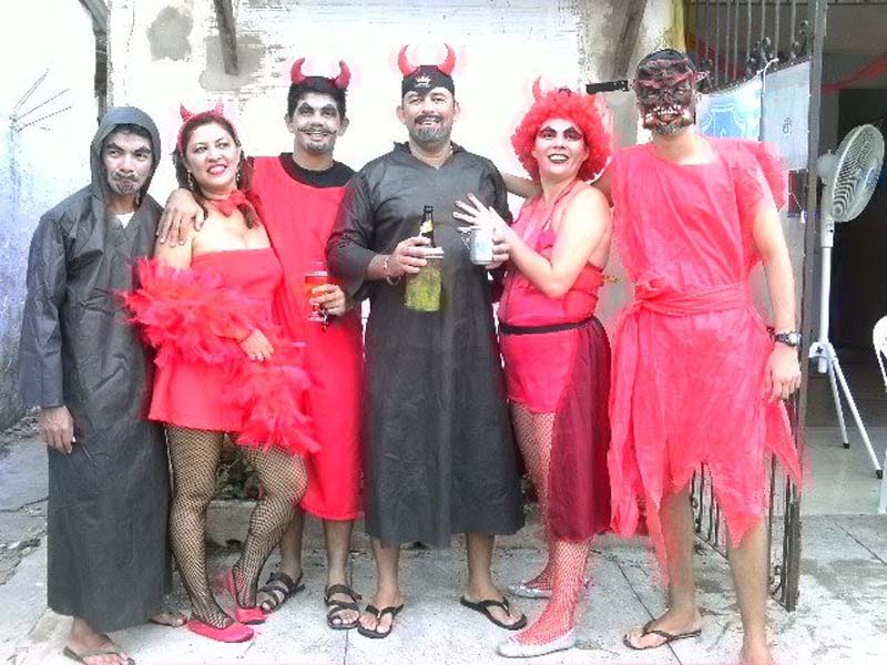 
        
            Veja a festa dos foliões pelo Pará
        
    