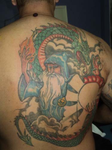 
        
            Veja significado de tatuagens usadas nas cadeias
        
    