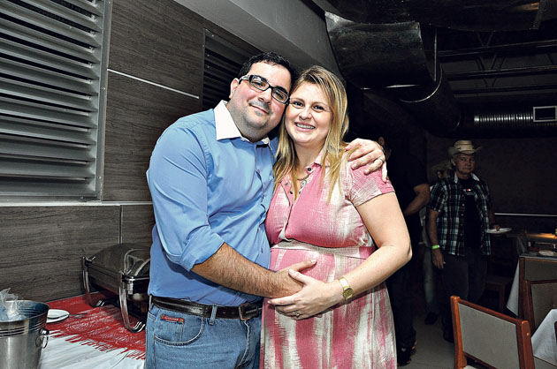 
        
            Coluna Walter Guimarães - II NOITE COUNTRY MIX
        
    
