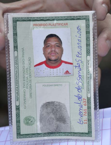 Morto a tiros na frente da família