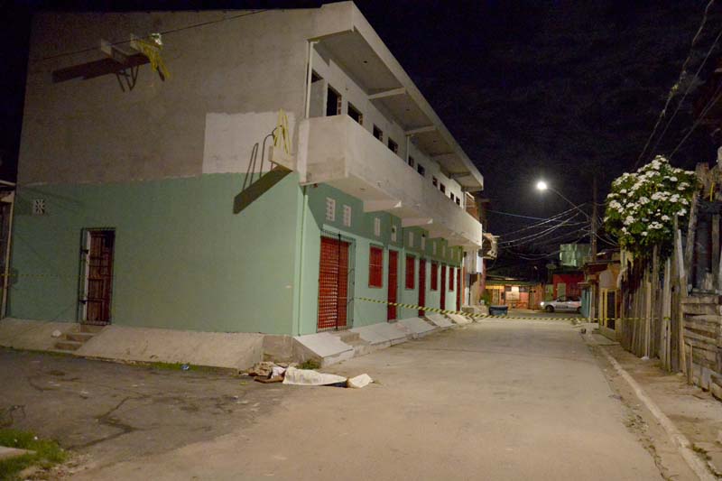 
        
            Grávida é assassinada com 3 tiros
        
    