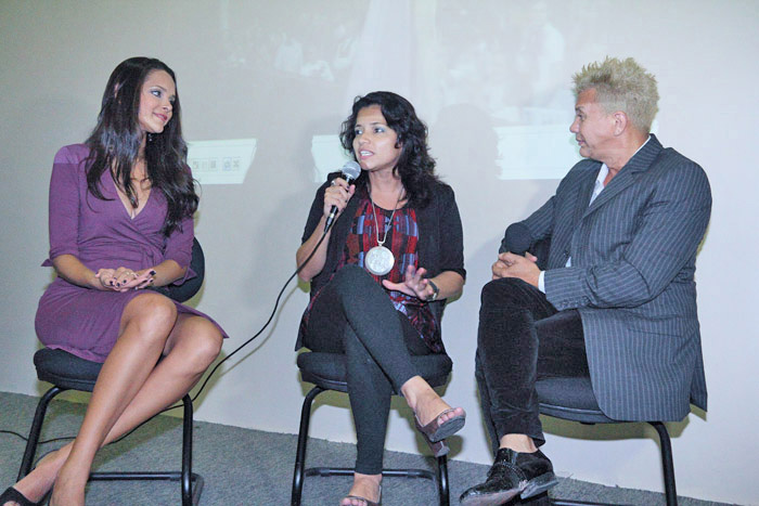 
        
            Misses mostram desenvoltura diante das câmeras
        
    