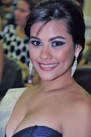 
        
            Misses mostram desenvoltura diante das câmeras
        
    