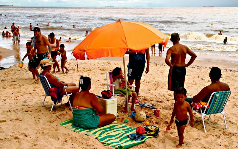 
        
            Um guia para escolher onde curtir a folia
        
    