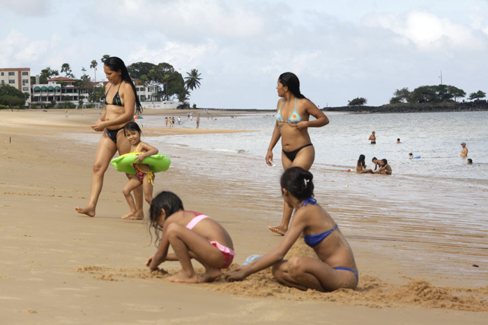 
        
            Praias tranquilas depois do Natal
        
    