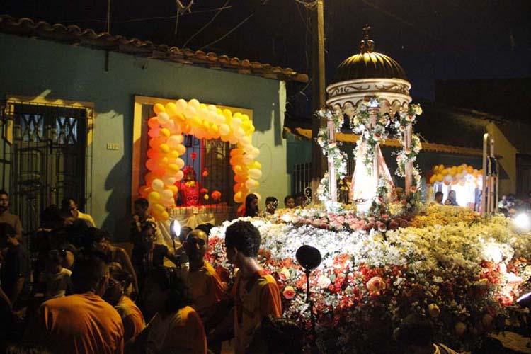 
        
            Procissão marca feriado de Nossa Senhora das Neves
        
    