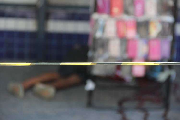 
        
            Vendedor ambulante é morto com tiro na cabeça
        
    