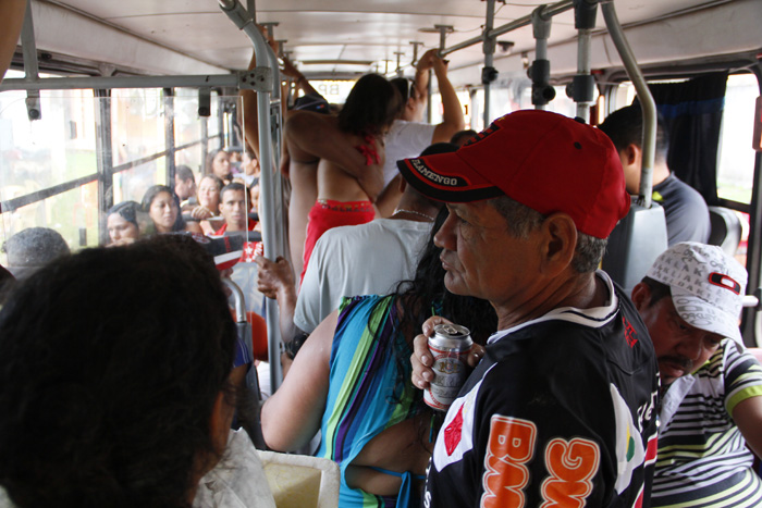 
        
            Outeiro: praias lotadas no terceiro fim de semana de julho
        
    