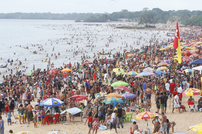 
        
            Outeiro: praias lotadas no terceiro fim de semana de julho
        
    