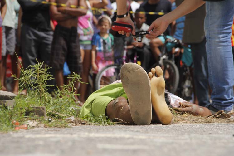 
        
            Jovem não escapa de 2º atentado no Barreiro
        
    