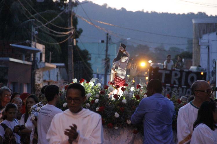 
        
            São Sebastião recebe homenagens nesta quarta-feira
        
    