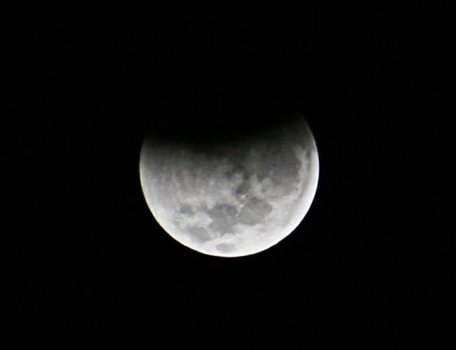 
        
            Eclipse lunar foi visto em Belém
        
    