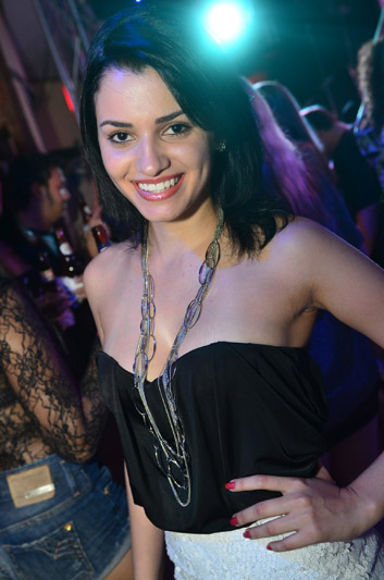 
        
            Coluna Meg Barros
        
    