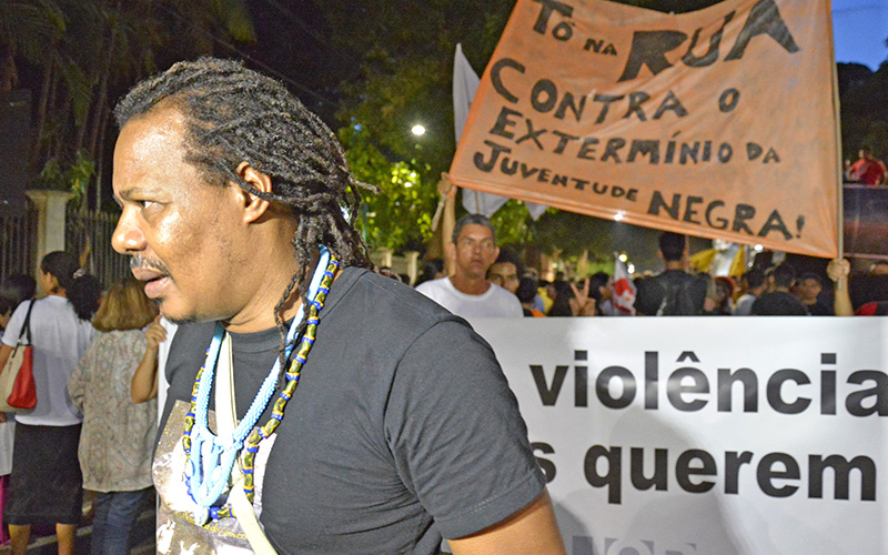 
        
            Ato relembra um ano de chacina em Belém
        
    