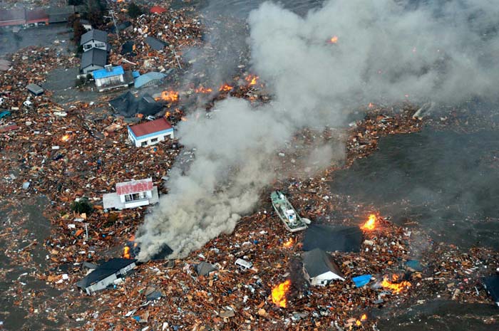 
        
            Imagens da terremoto que devastou o Japão
        
    