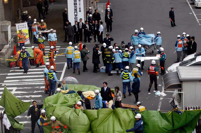 
        
            Imagens da terremoto que devastou o Japão
        
    