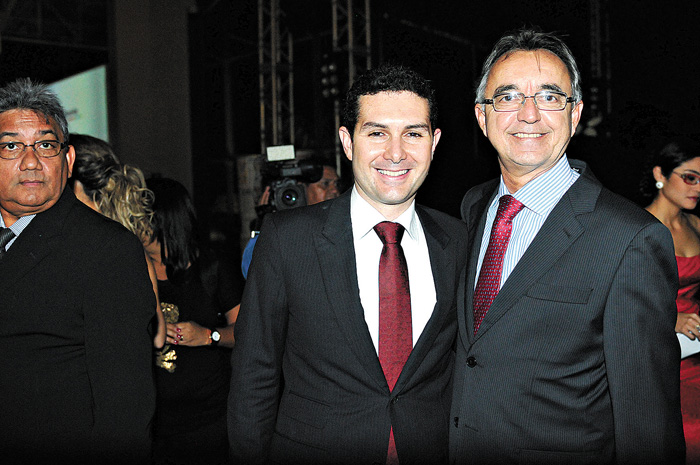 
        
            Carmem Souza: Uma festa pontuada pela emoção
        
    