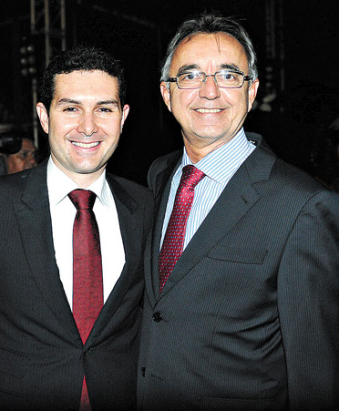 
        
            Carmem Souza: Uma festa pontuada pela emoção
        
    