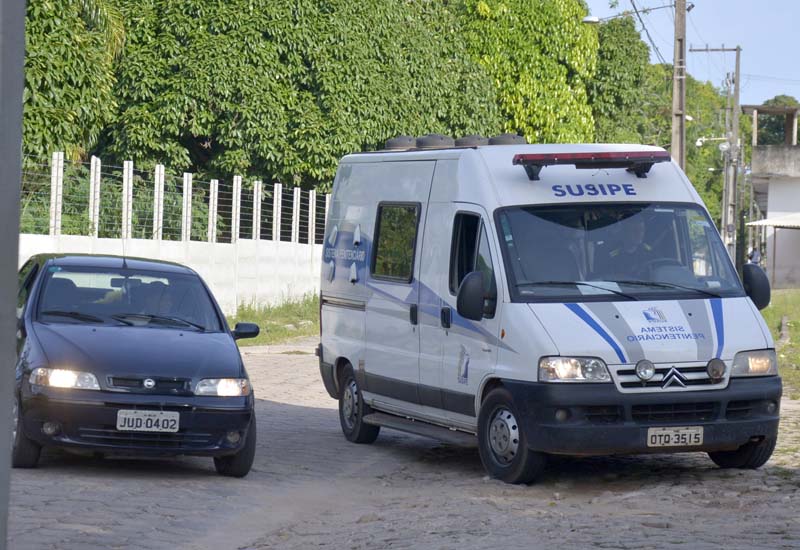 
        
            Detento acaba morto em tentativa de fuga
        
    