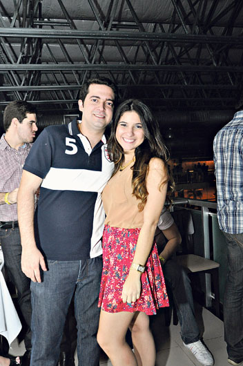 
        
            Coluna Walter Guimarães - II NOITE COUNTRY MIX
        
    