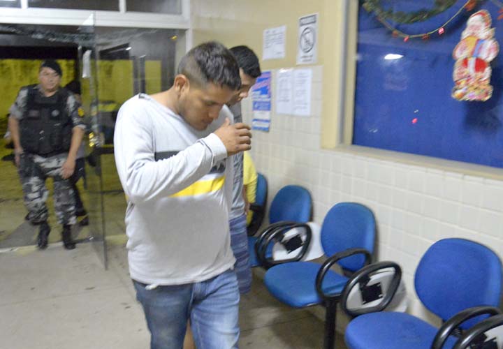 
        
            Sequestro relâmpago termina com 2 presos
        
    
