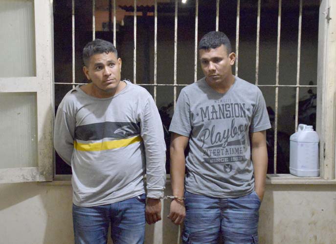 
        
            Sequestro relâmpago termina com 2 presos
        
    