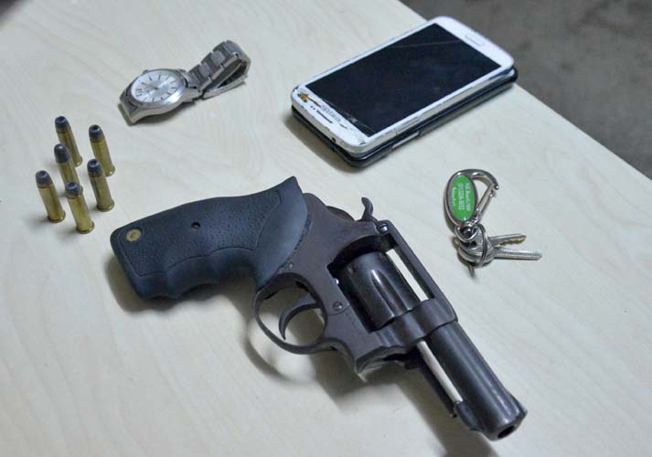 
        
            Sequestro relâmpago termina com 2 presos
        
    