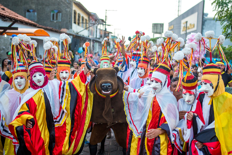
        
            Um guia para escolher onde curtir a folia
        
    